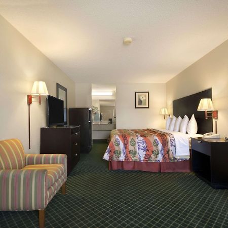 Days Inn By Wyndham Alma Exterior photo