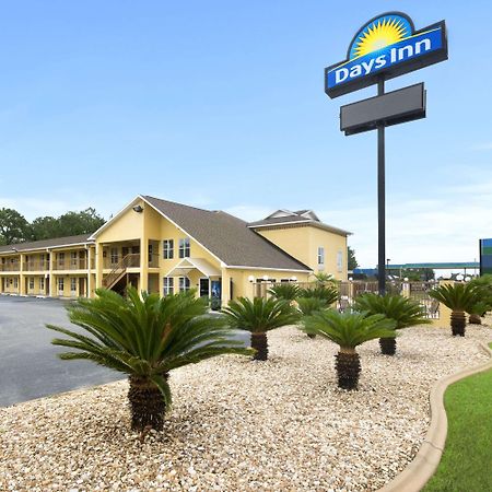 Days Inn By Wyndham Alma Exterior photo